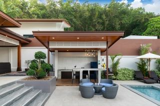 Reportage Brabus Island Amenities - Club house
